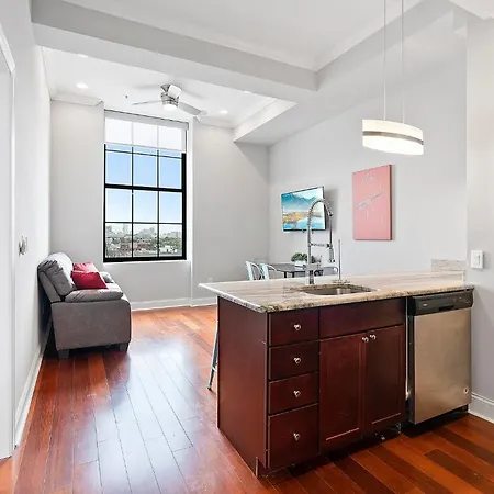 High-End 1Br W Rooftop Amenities